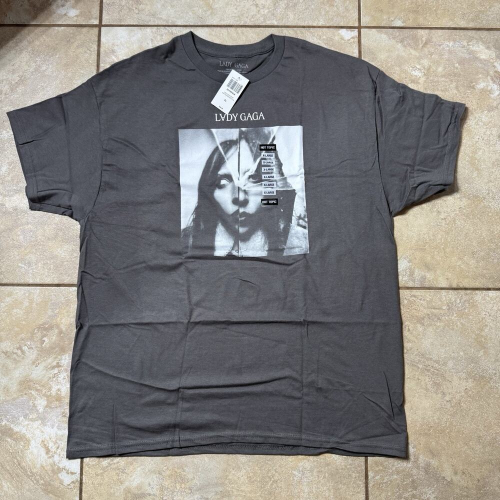 Lady Gaga Split Portrait T-Shirt Size X-LARGE New With Tags